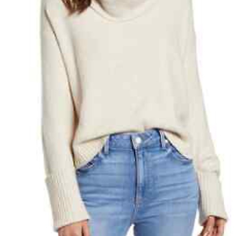 Chelsea 28 Beige Oatmeal Light Heather turtleneck